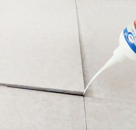 瓷砖空鼓维修公司分享卫生间瓷砖脱落的原因可能有以下几点